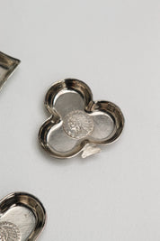 Suite de 4 vides poches cœur, carreau, trèfle et pique