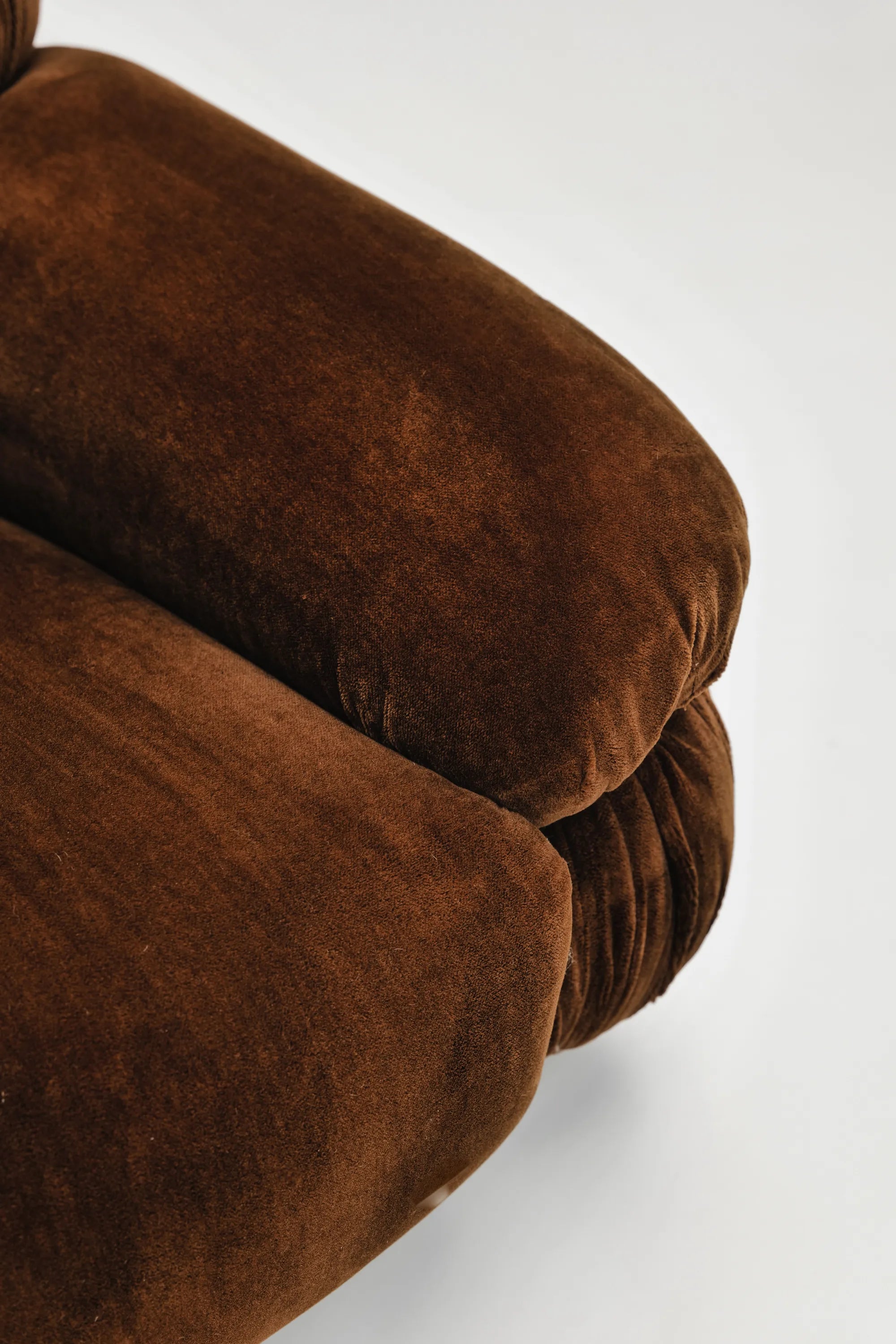 Fauteuil Sesann par Gianfranco Frattini pour Cassina