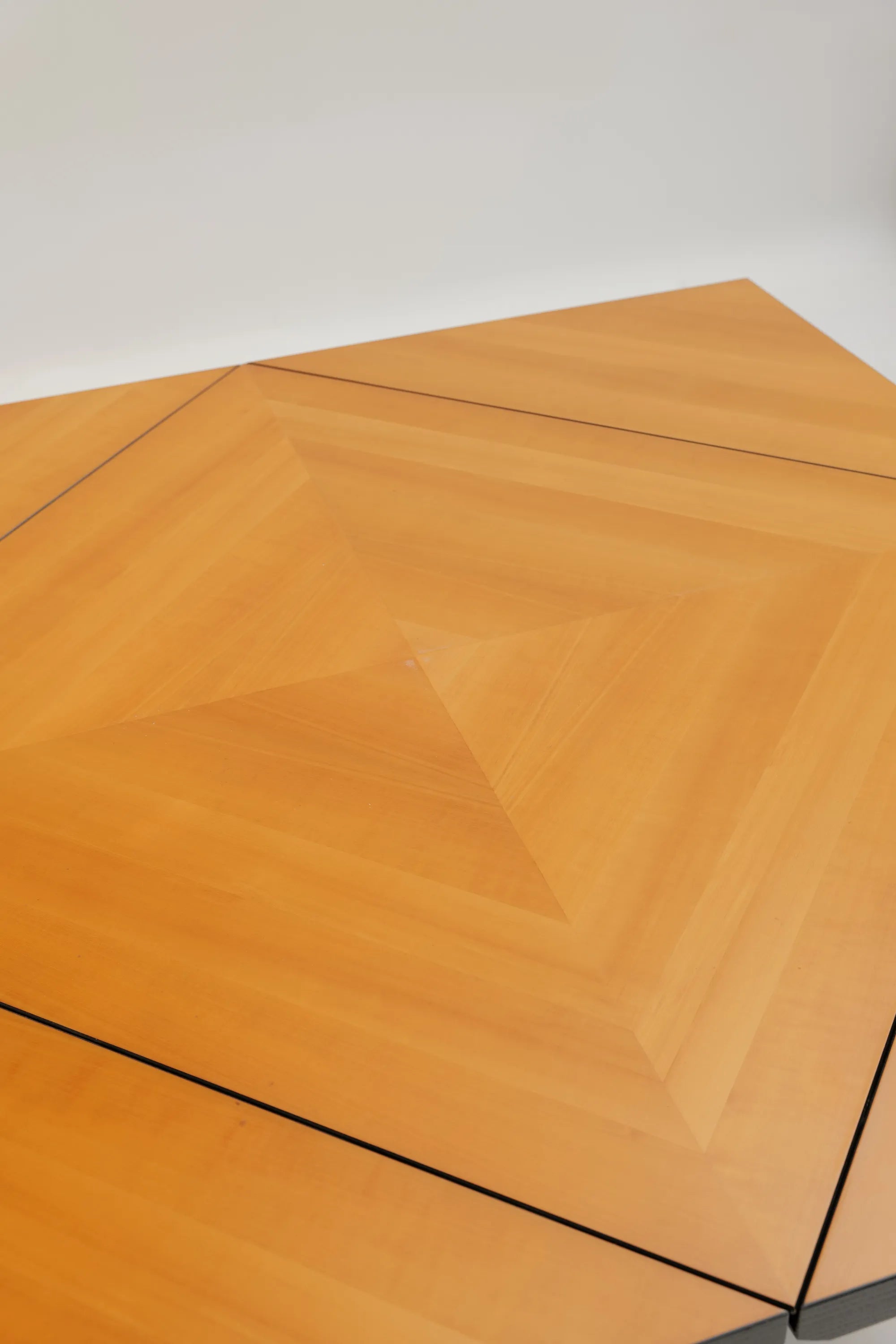 Table à Manger Quadrondo par Edwin Nagel pour  Rosenthal