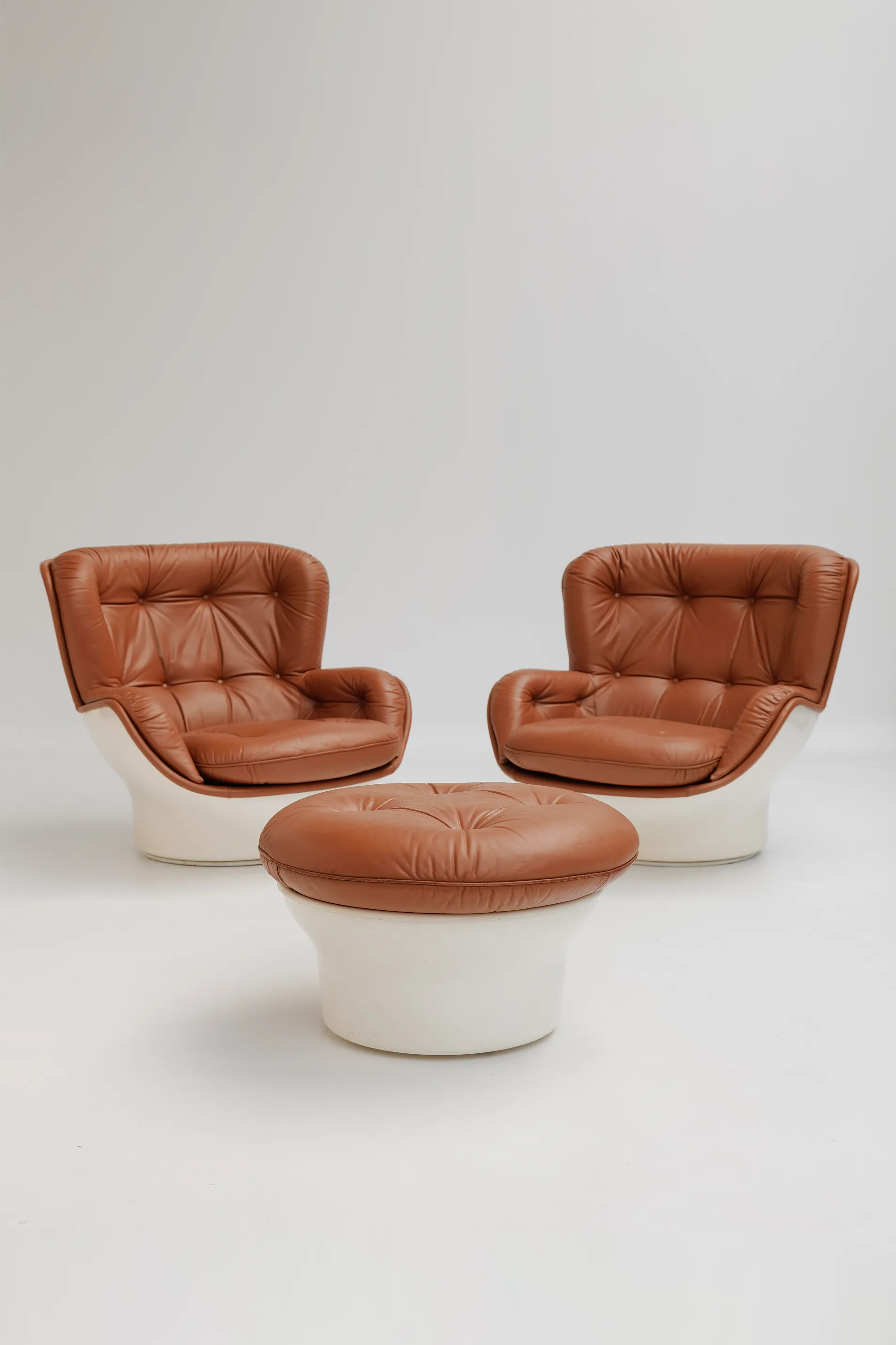 Paire de Fauteuil et Ottoman Karaté par Michel Cadestin pour Airborne