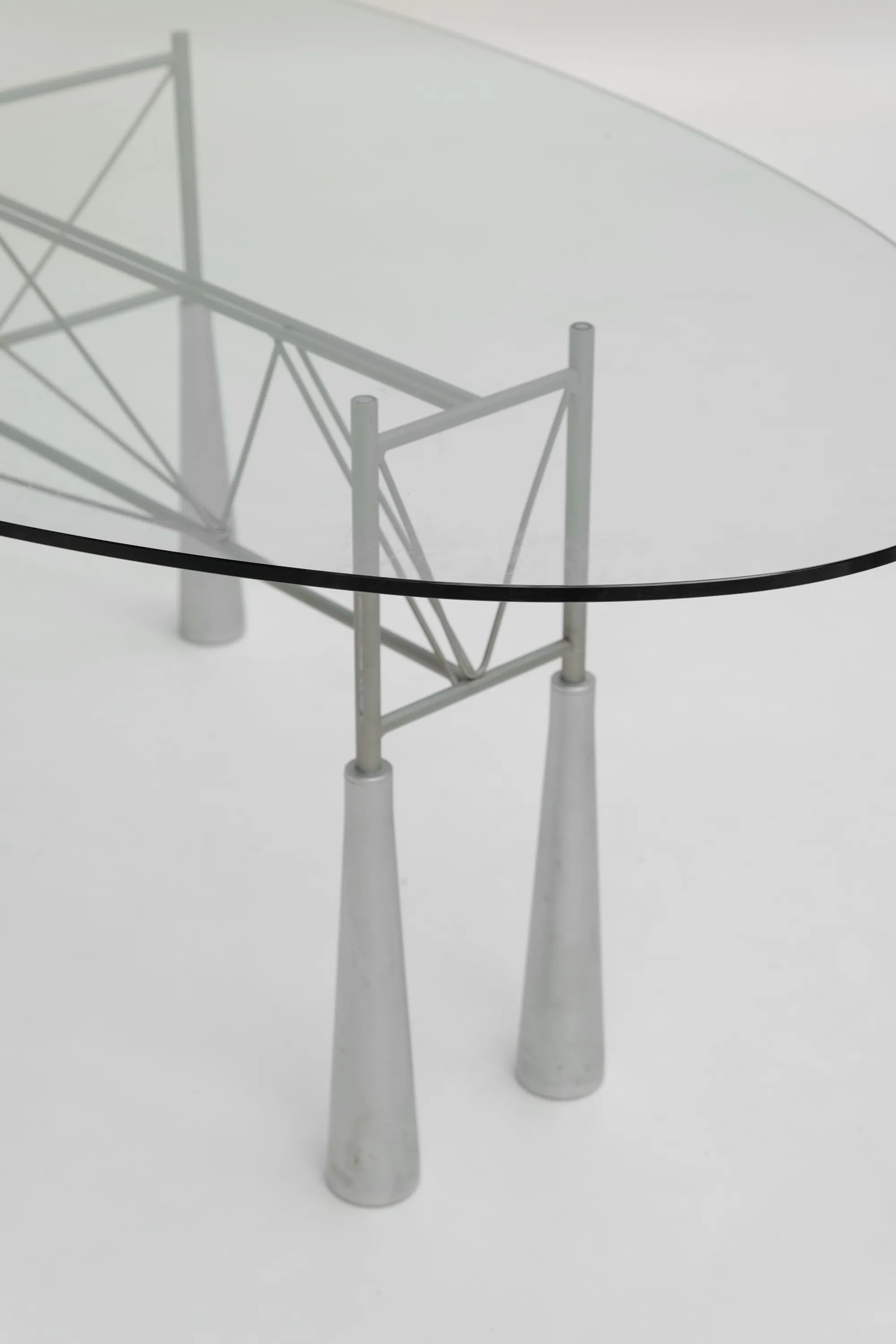 Table Hydra par Elliott Pittman pour Driade