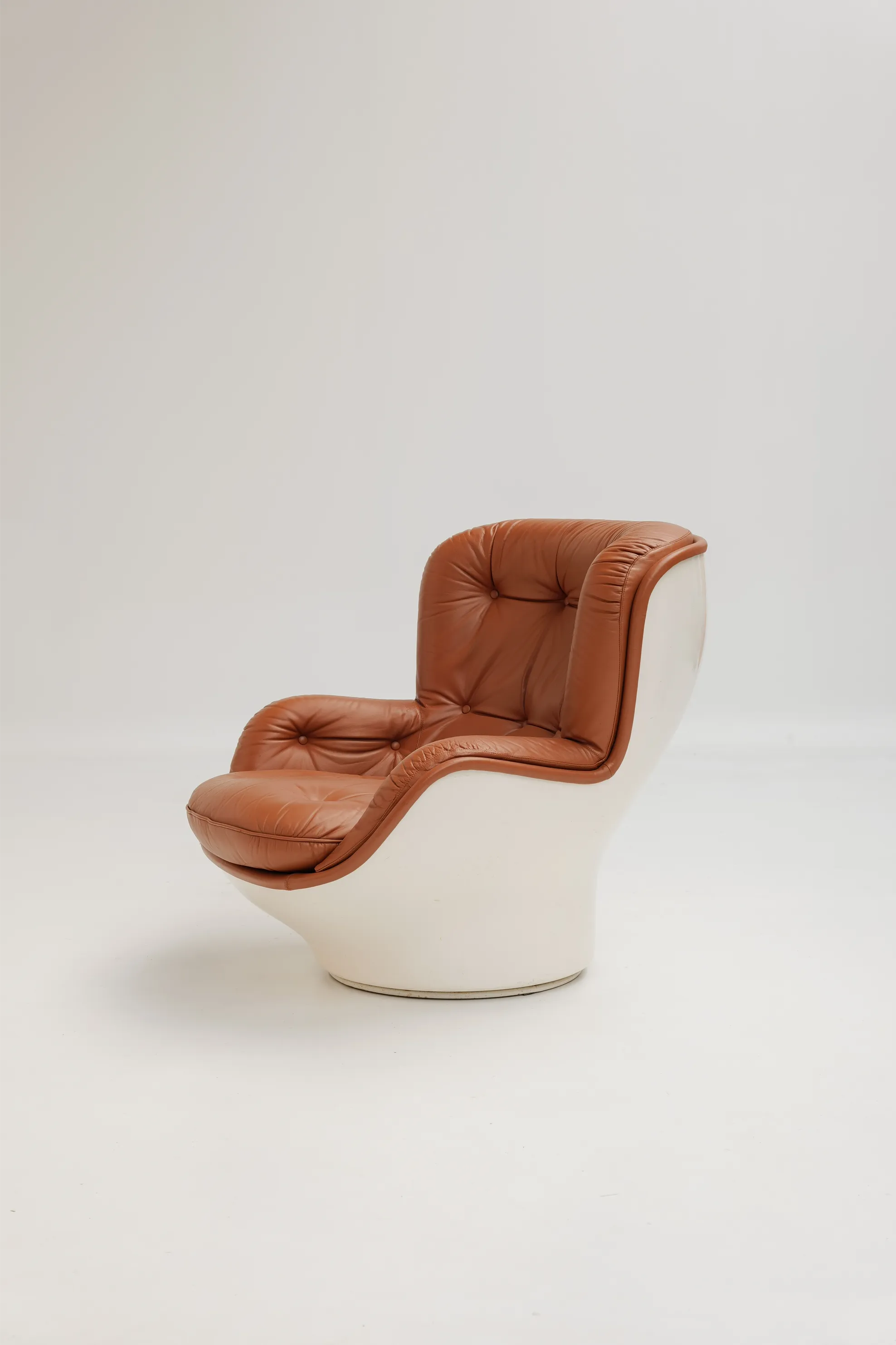Paire de Fauteuil et Ottoman Karaté par Michel Cadestin pour Airborne