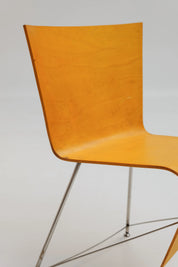 Paire de  chaises sculpturales (prototype) en contreplaqué courbé par J. A. van ’t Leven