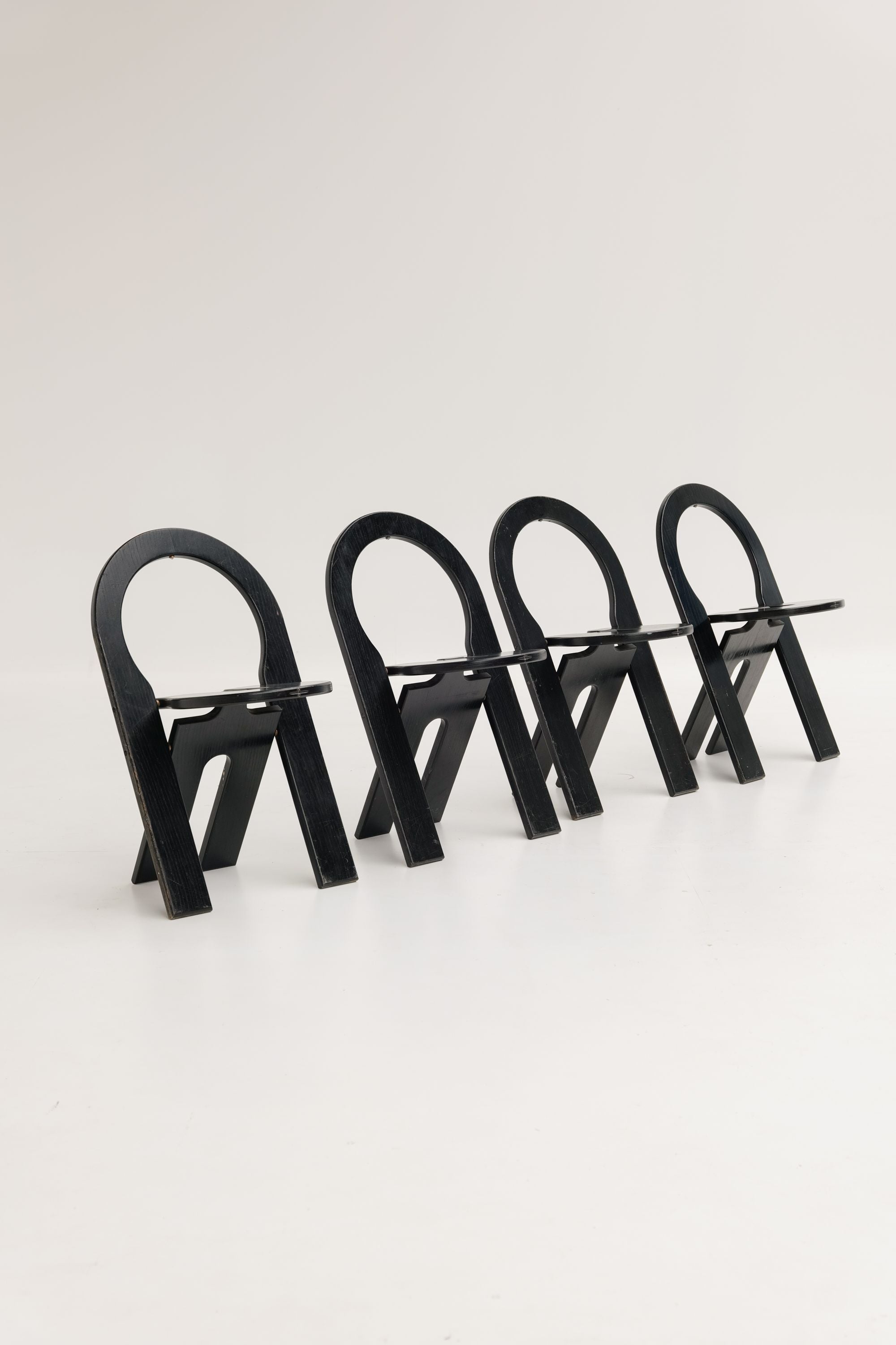 Chaises TS par Roger Tallon