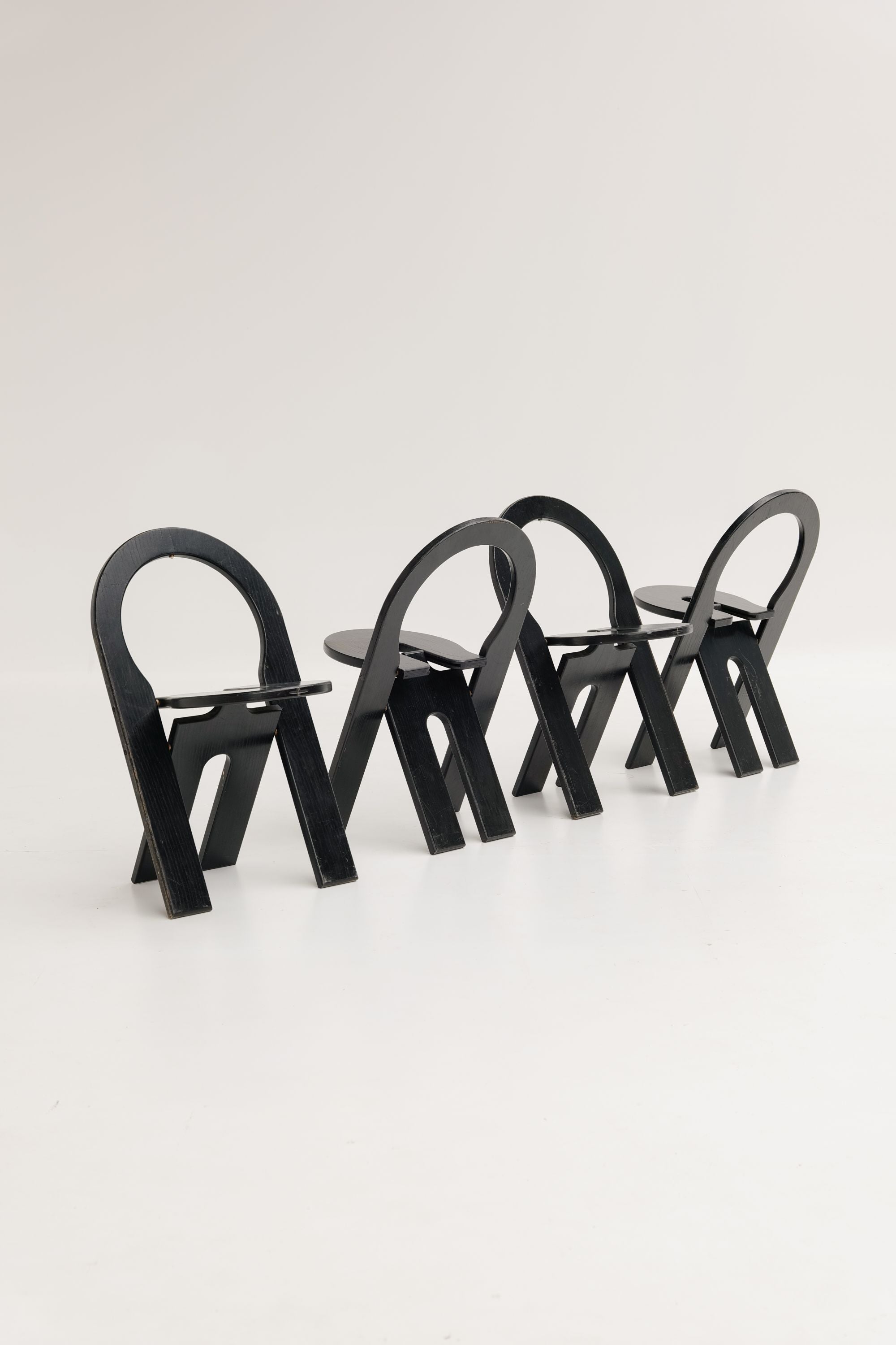 Chaises TS par Roger Tallon