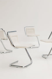 Ensemble de 4 chaises italiennes des années 70 en forme de "s"