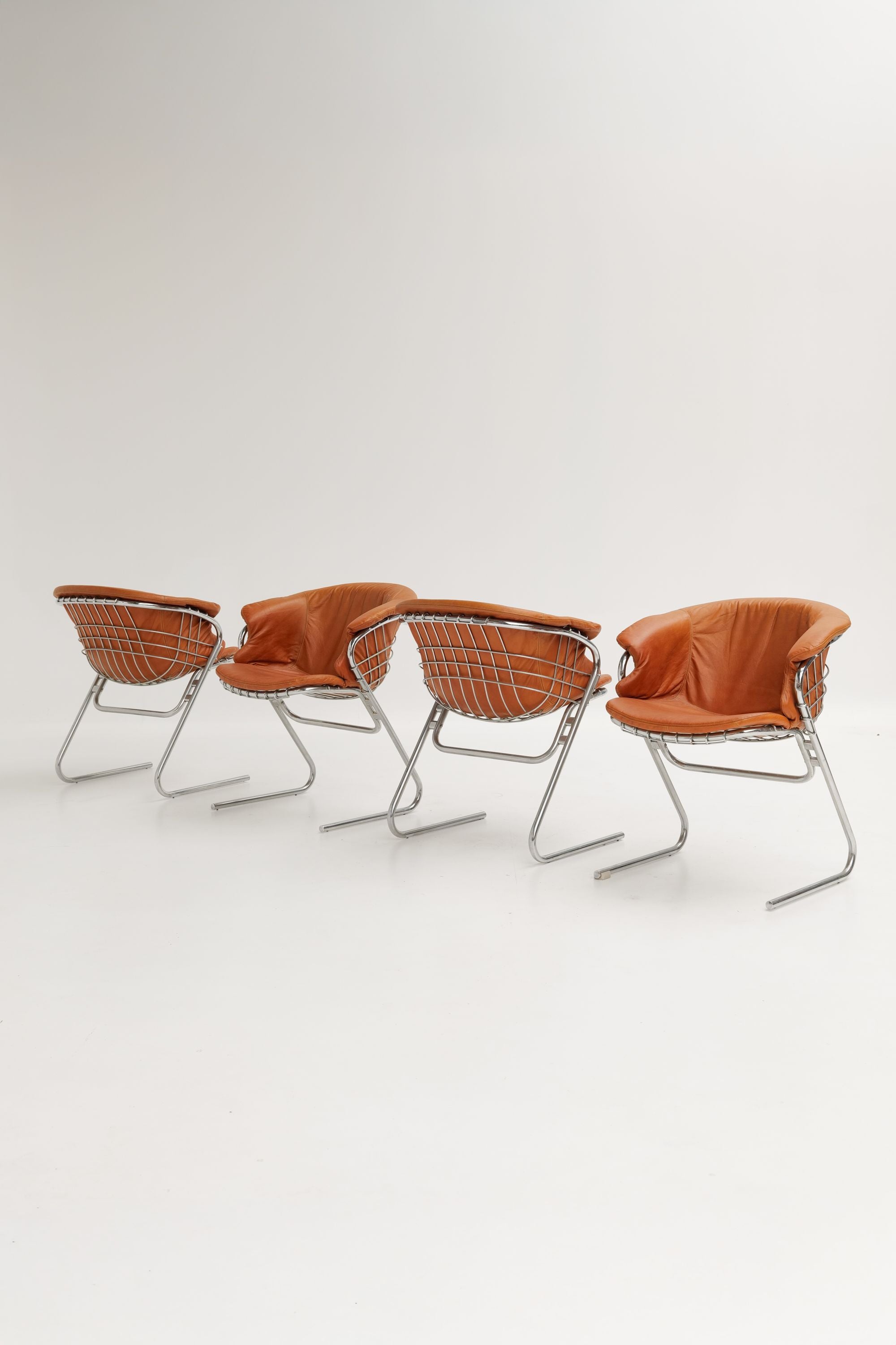 Fauteuils de salle à manger Flynn conçu par Gastone Rinaldi et édité par Thema