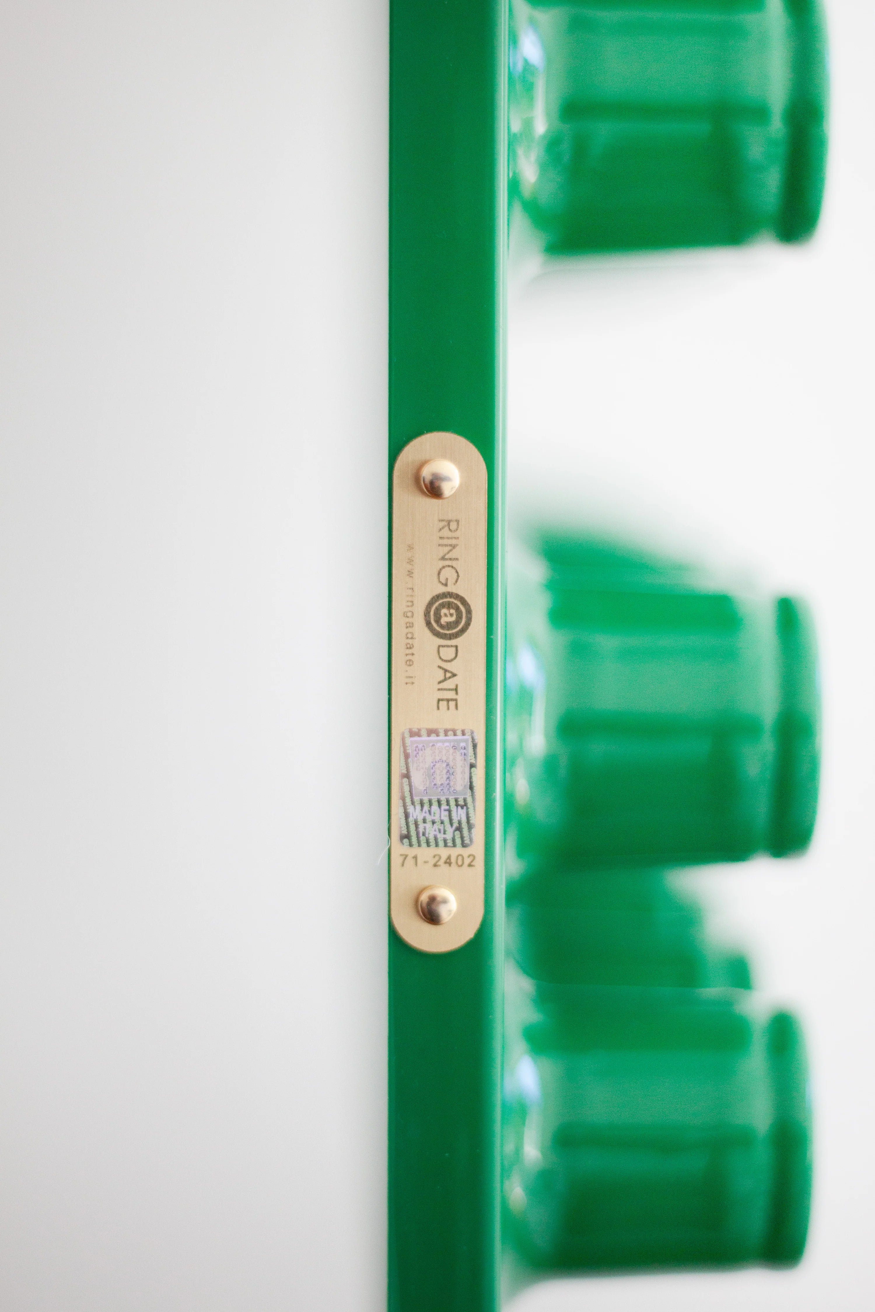 Ring-A-Date Perpetual Calendar by Giorgio Della Beffa (Green)