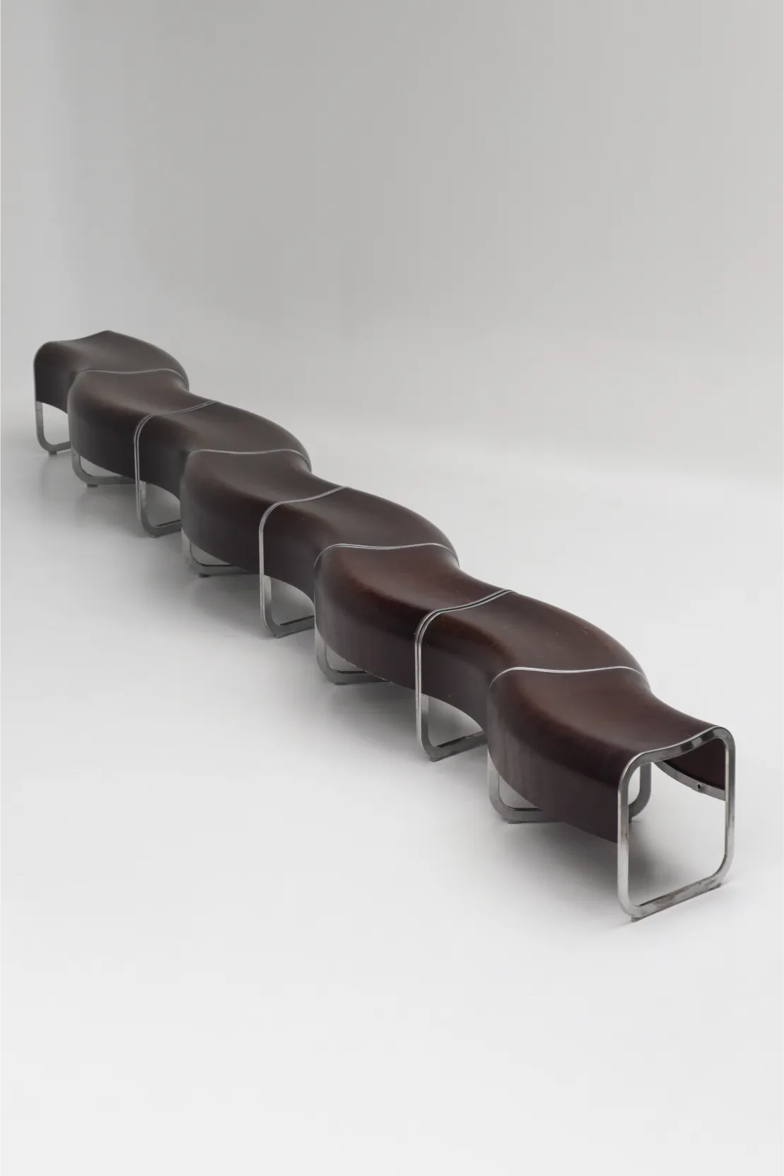 Banc ZA par Shin & Tomoko Azumi pour La Palma