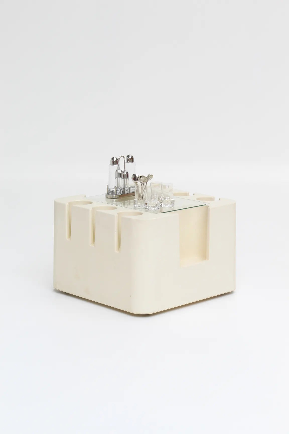 Bar "Bacco" par Sergio Mazza pour Artemide