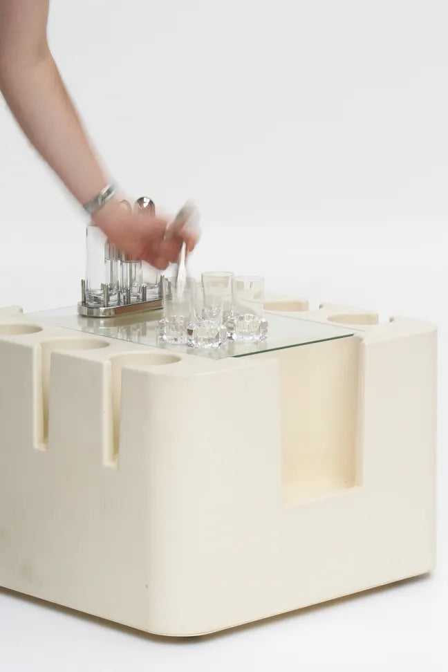 Bar "Bacco" par Sergio Mazza pour Artemide