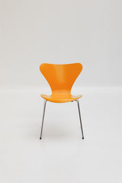 Chaise Series 7 3107 par Arne Jacobsen pour Fritz Hansen