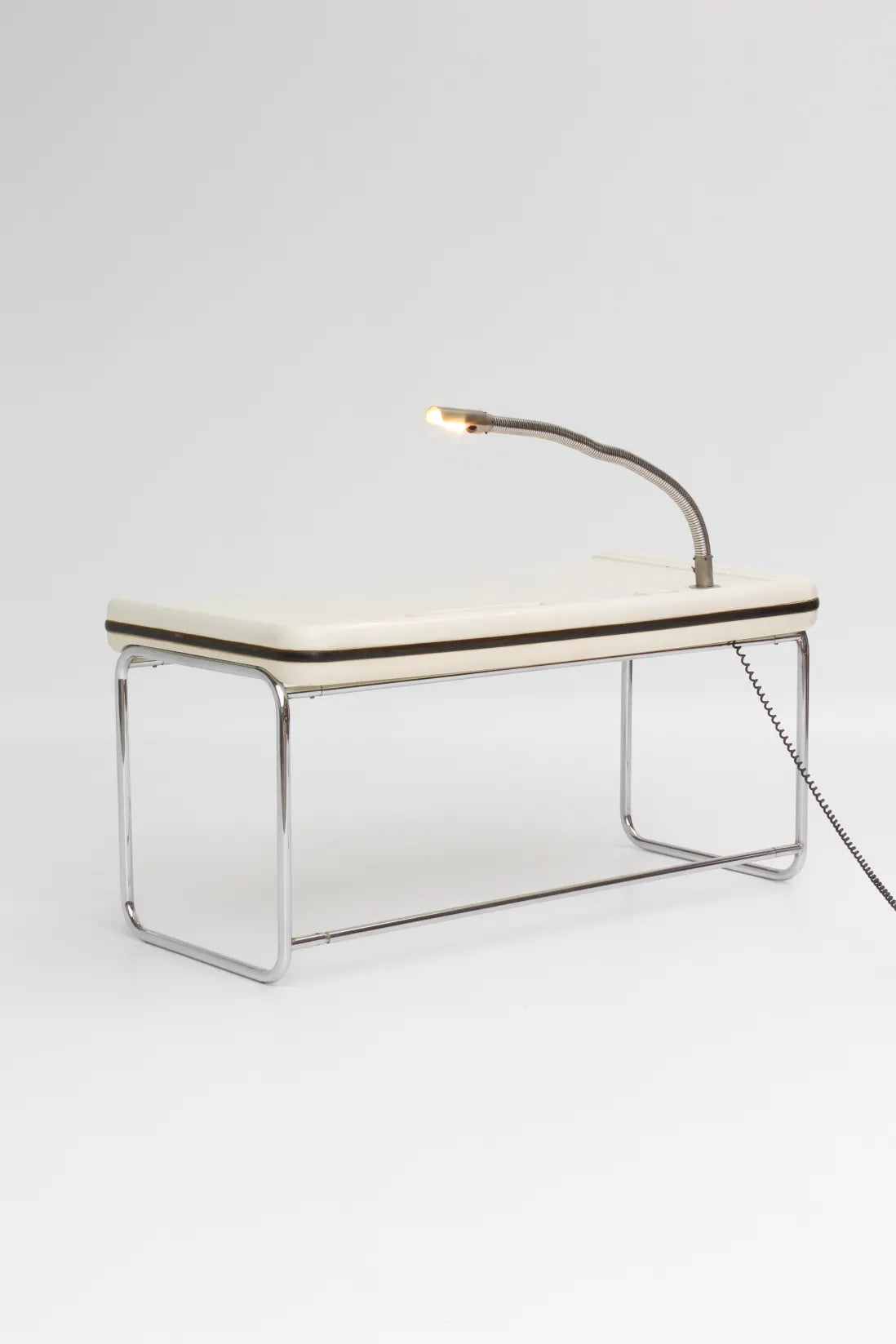 Bureau de direction en fibre de verre par Marc Held, 1967