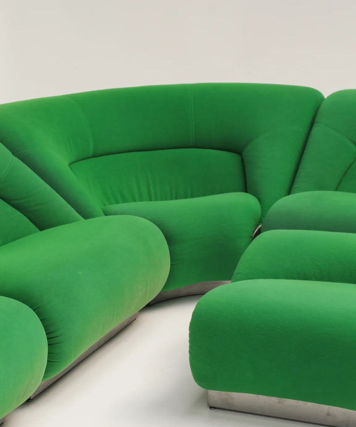 canape-modulaire-jean-prevost-ormavyl-vert-annees-70-02.webp