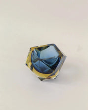 Cendrier en verre Murano sommerso, forme diamant, couleurs bleu et jaune