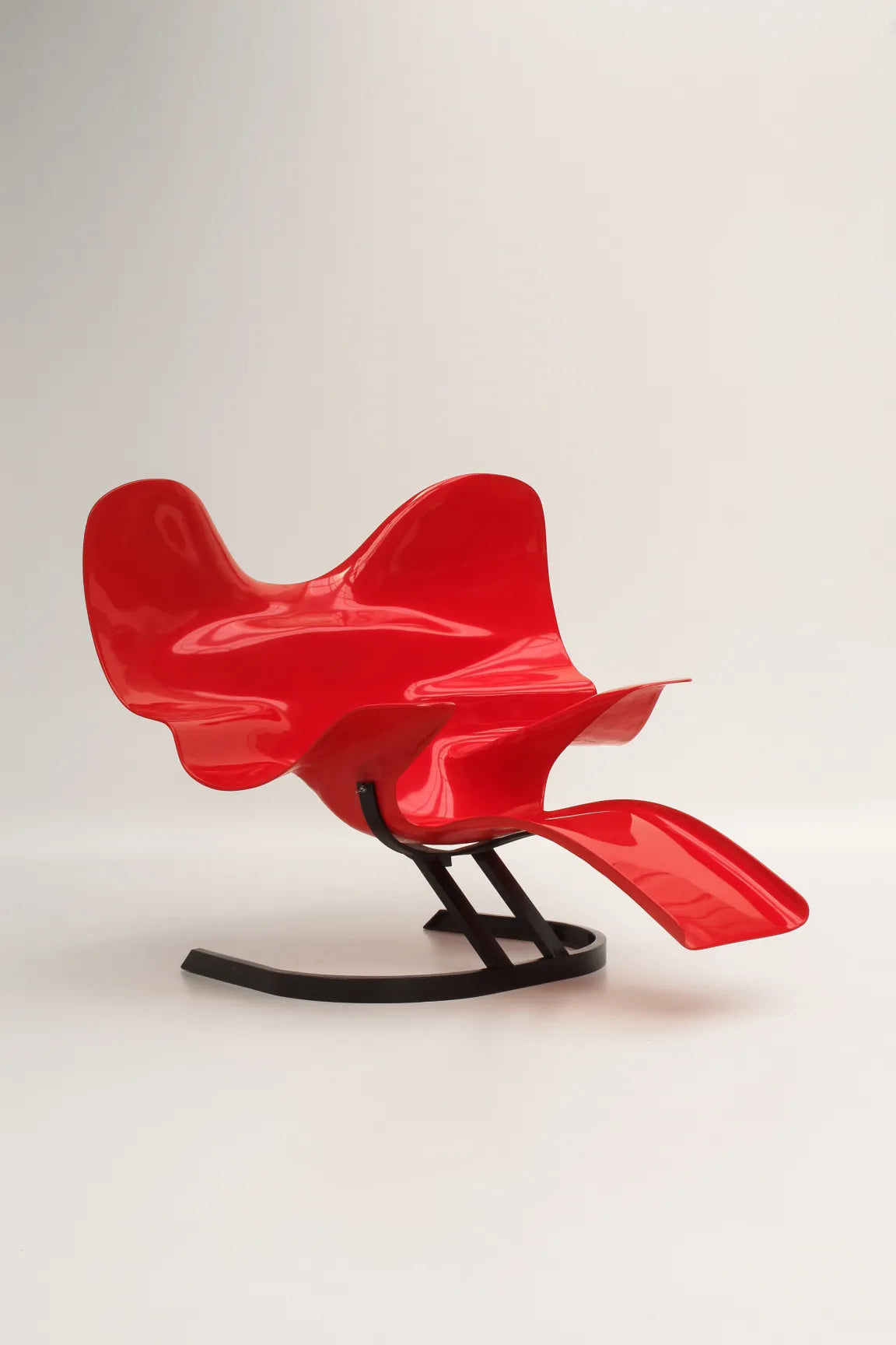 Chaise longue "Elephant" rouge – édition limitée 7/100 par Bernard Rancillac