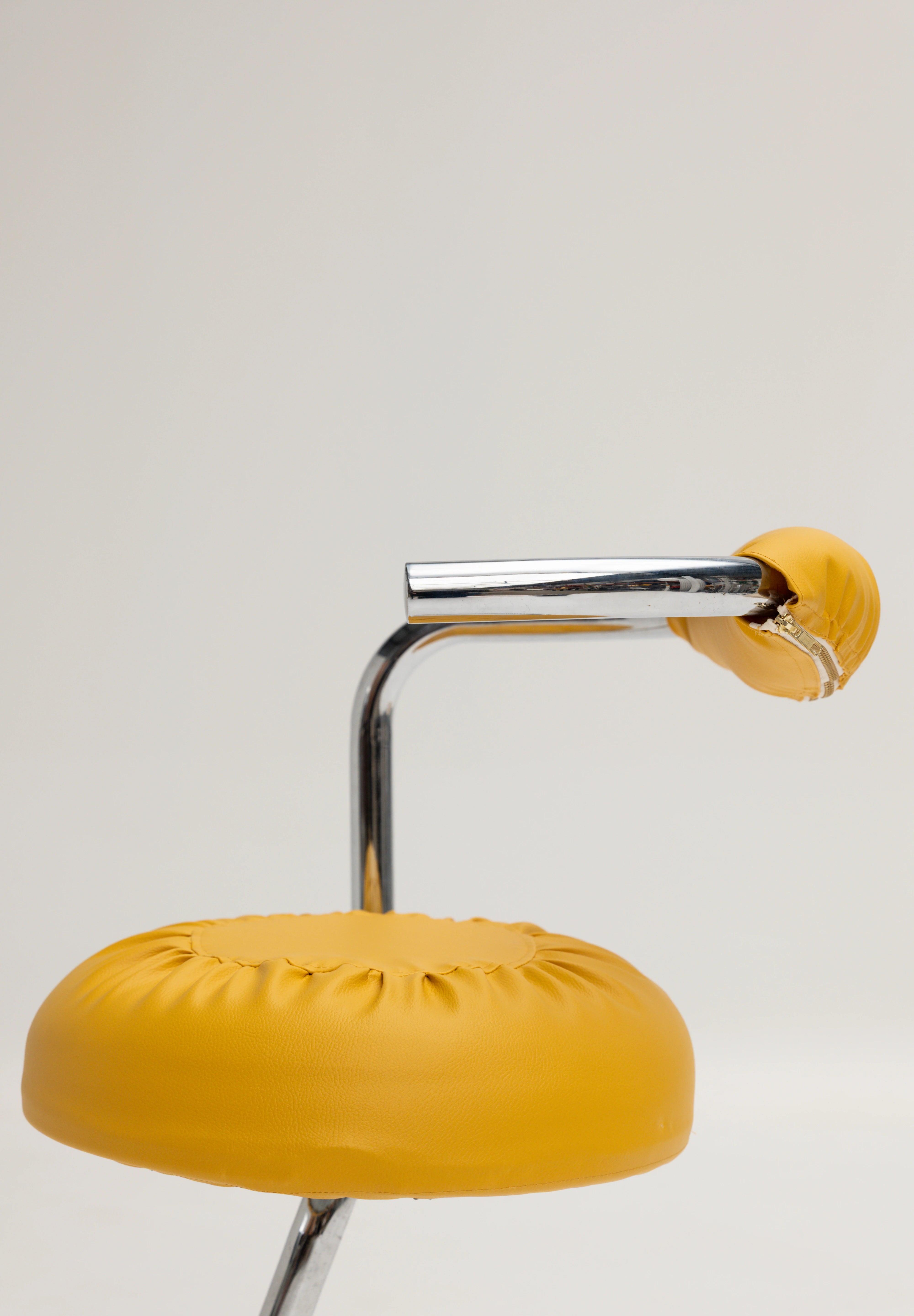 Set de 4 chaises Cobra par Giotto Stoppino jaune