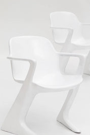Chaises « Kangourou » blanches par Ernst Moeckl pour Horn