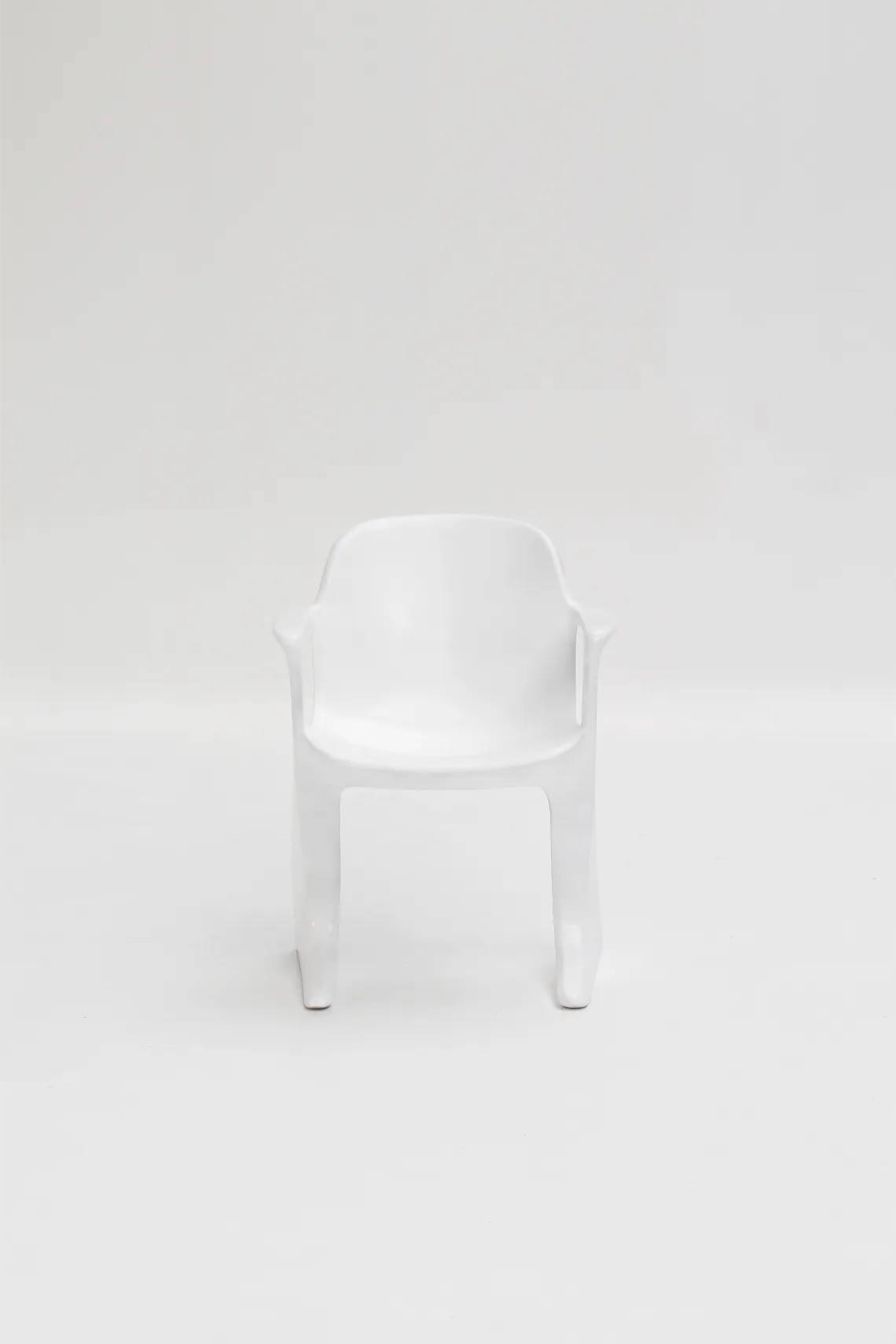 Chaises « Kangourou » blanches par Ernst Moeckl pour Horn