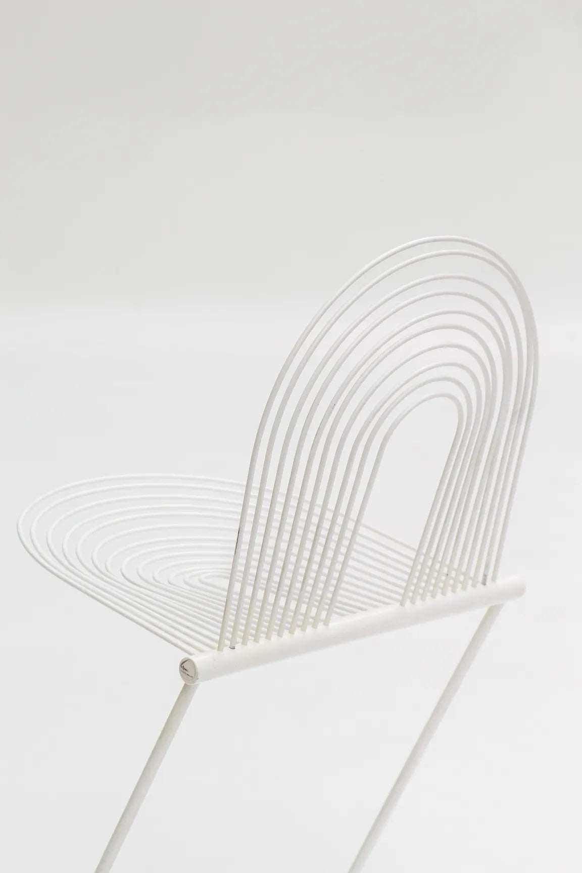 Chaises Swing blanches par Jutta & Herbert Ohl