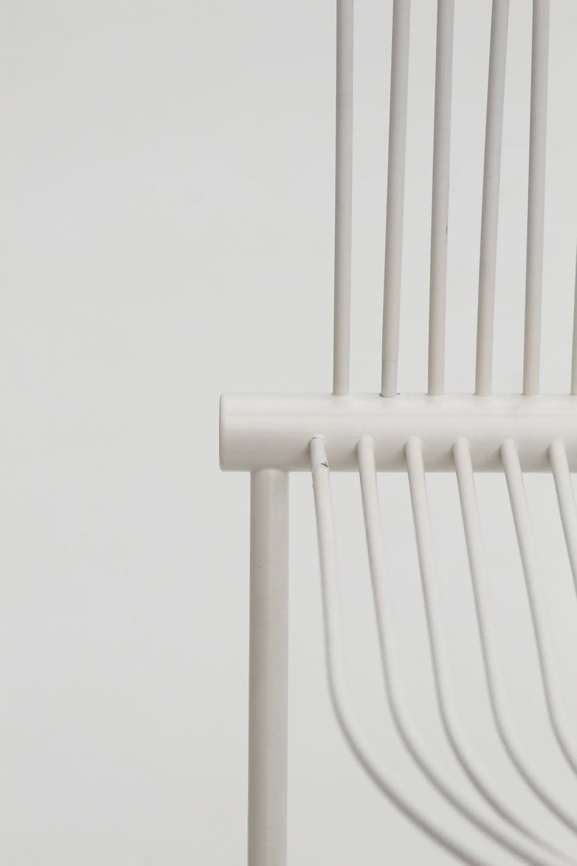 Chaises Swing blanches par Jutta & Herbert Ohl