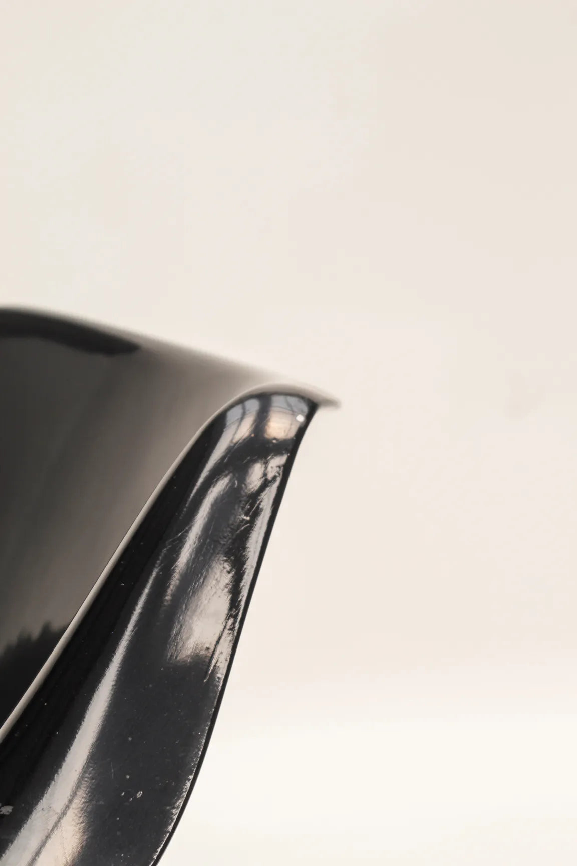 Set de 4 chaises Tulip noires et léopard