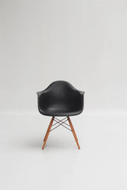 Ensemble 6 chaises DAW par Charles & Ray Eames, édition Vitra 2008