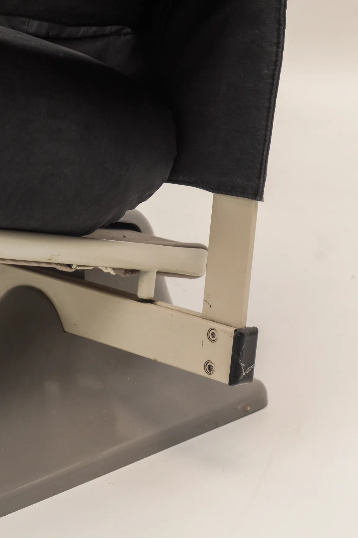 Fauteuil AEO par Archizoom Associati pour Cassina