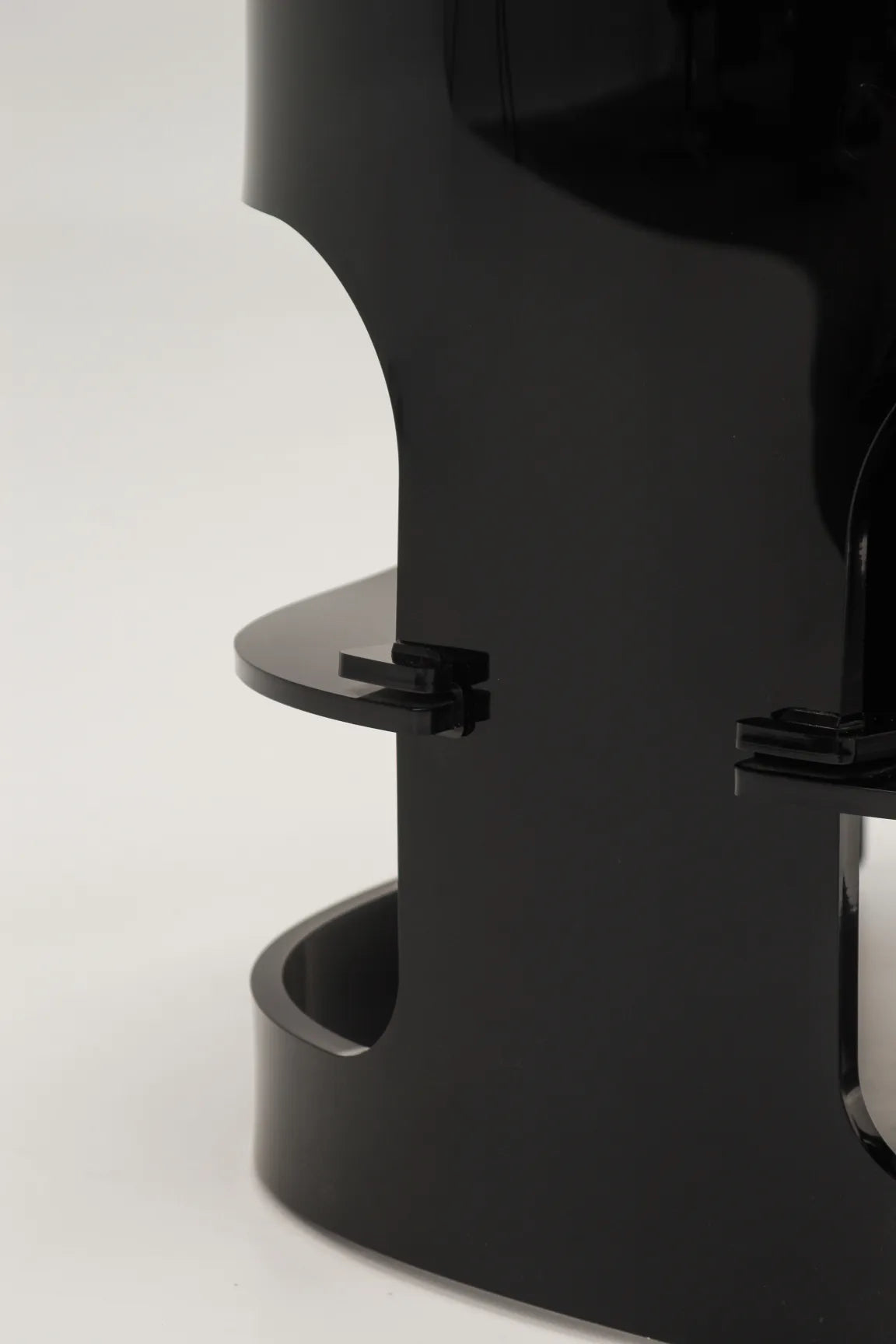 Fauteuil 4801 noir par Joe Colombo pour Kartell