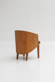 Paire de fauteuils en hêtre, tissu zébré dans le goût d'Eri Finn