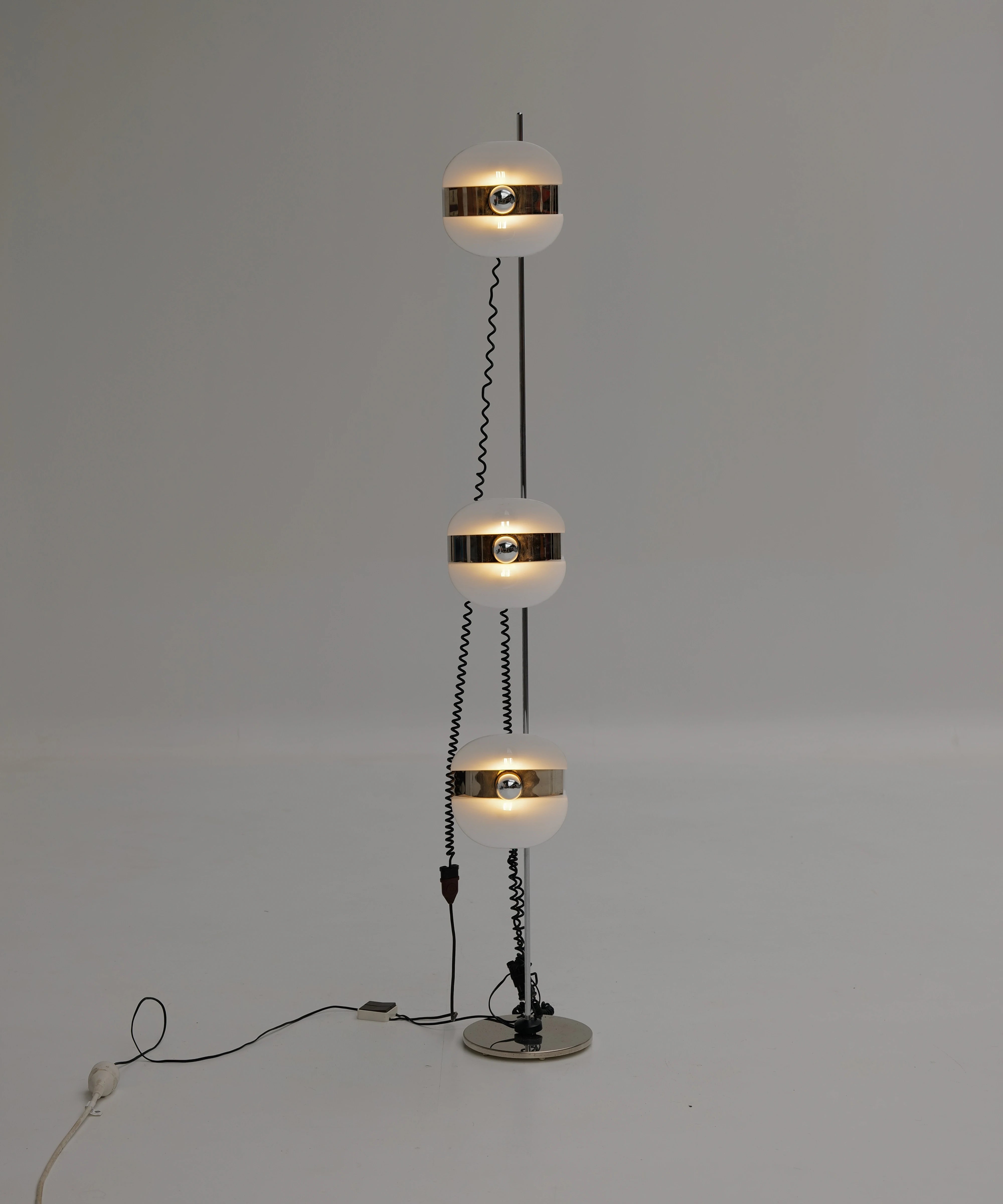 lampadaire-space-age-trois-feux-annees-1970-1.webp