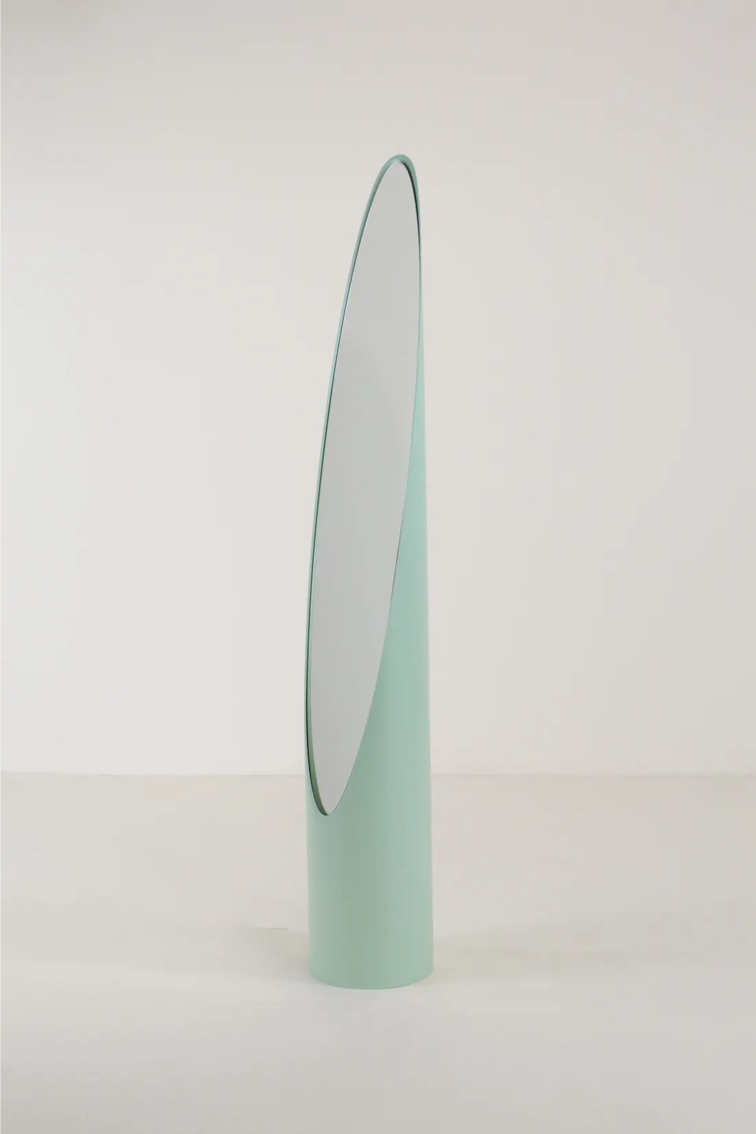 Miroir “Lipstick” par Rodolfo Bonetto