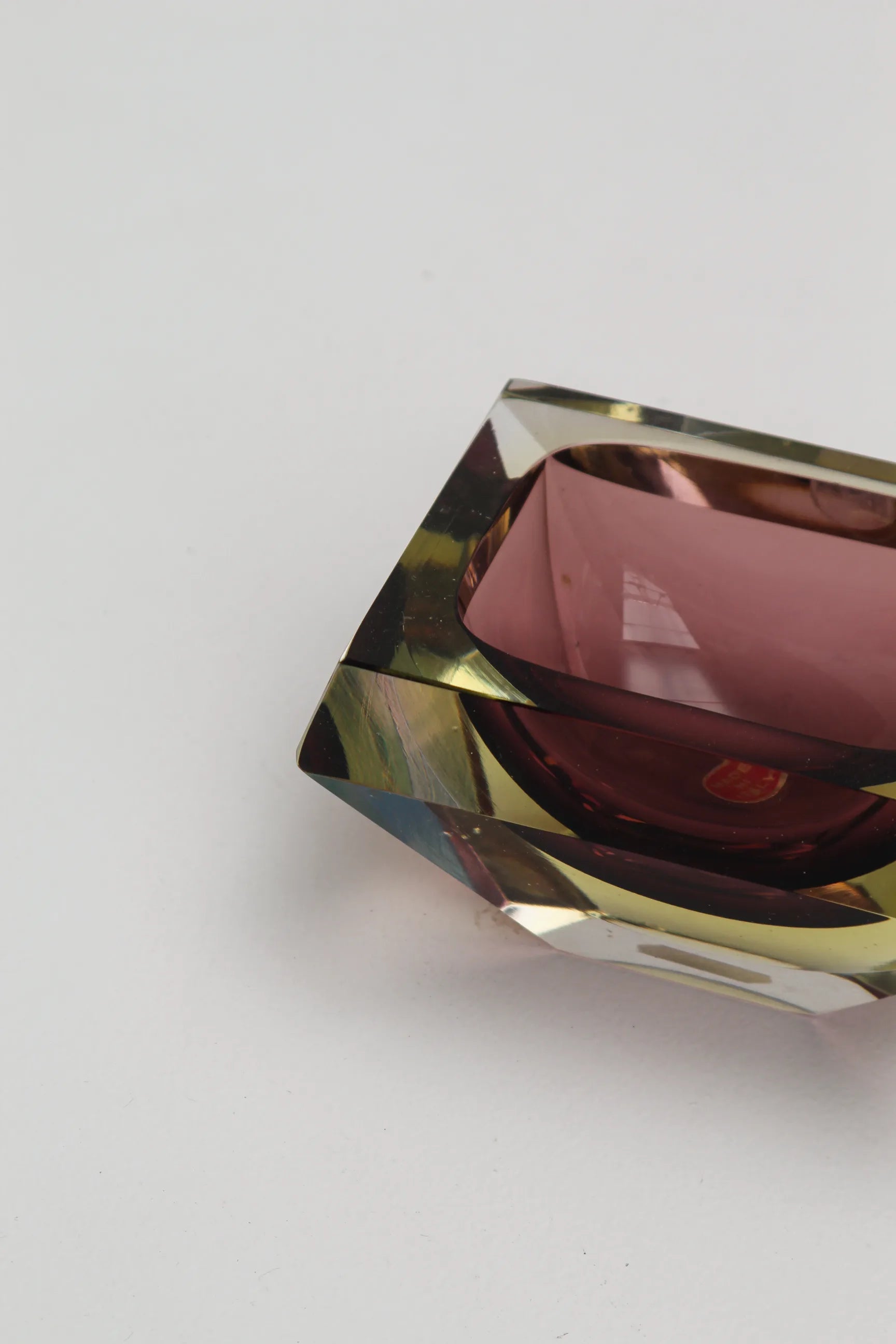 Cendrier "Murano Diamant" en verre sommerso bicolore Bordeaux et Jaune