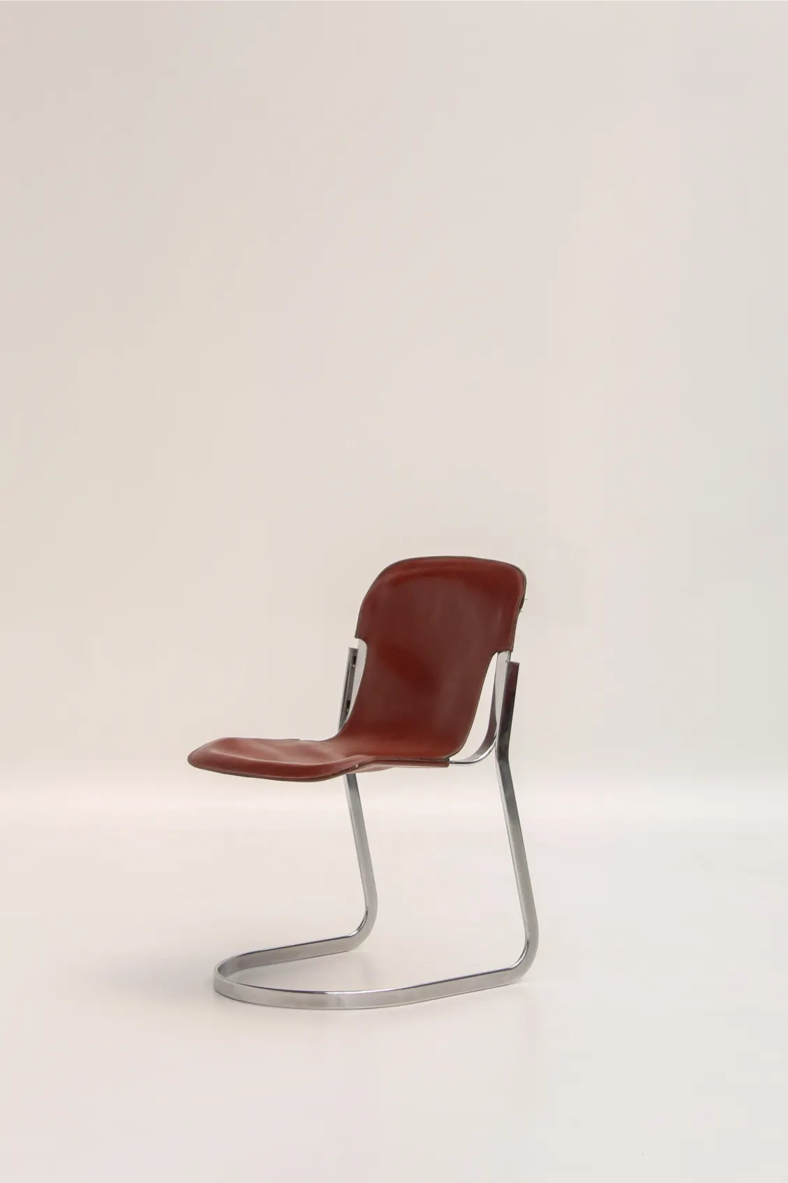 Chaises Willy Rizzo en cuir bordeaux