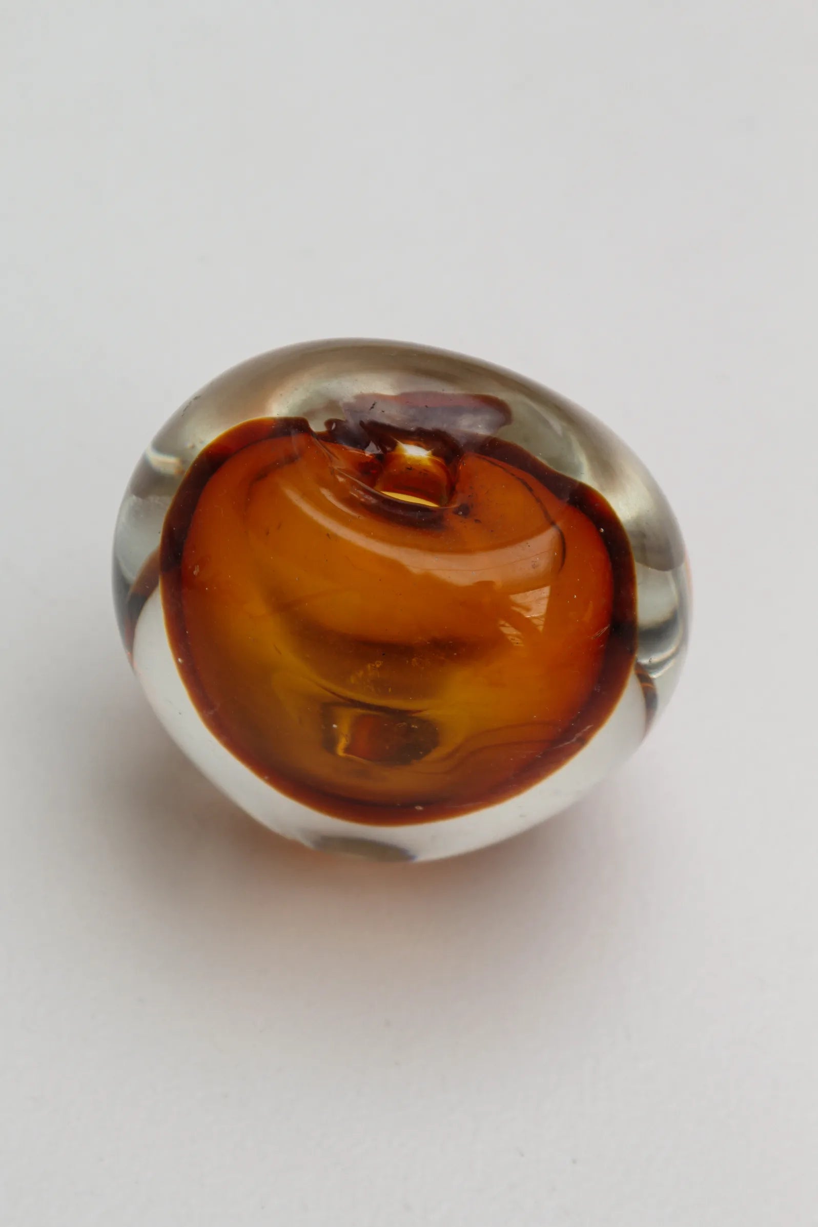 Soliflore rond en verre couleur ambre