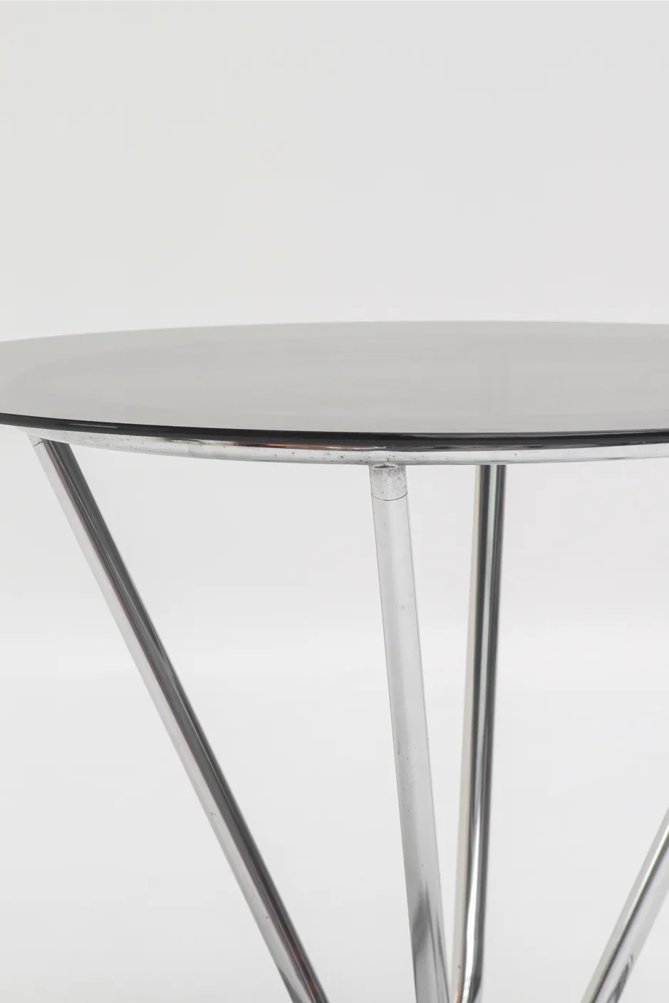 Table à manger chromée avec plateau en verre fumé